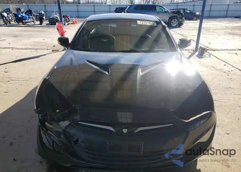 2013 Hyundai Genesis Coupe 3.8L z USA, uszkodzony, nr VIN KMHHU6KJ3DU112981